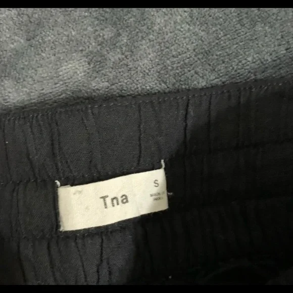 ruffle pants - Picture 3 of 3